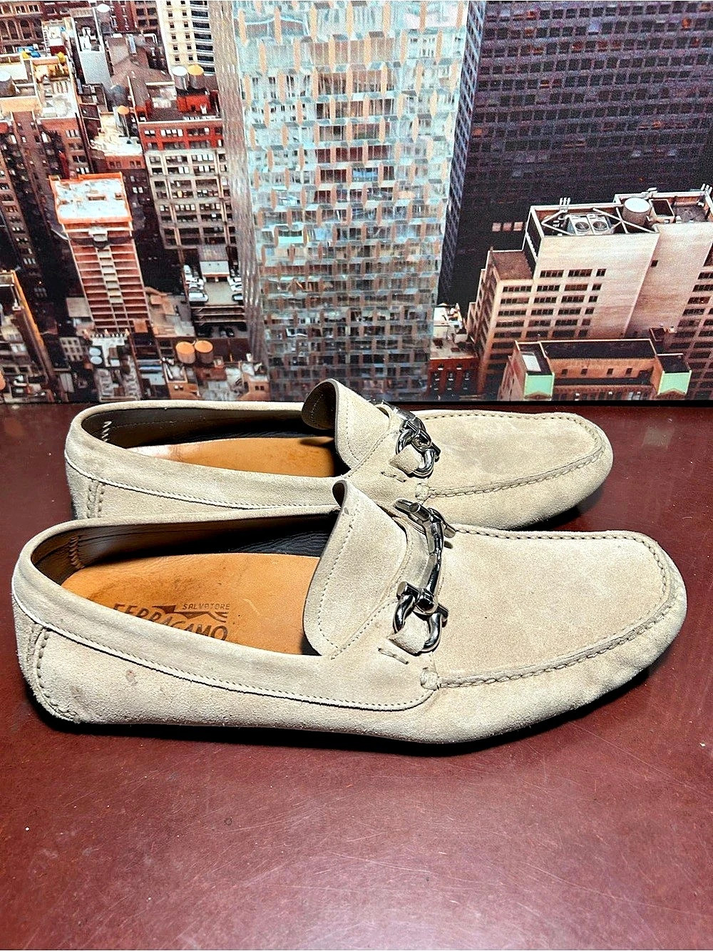 Salvatore Ferragamo Granada Bit Loafer Suede Beige US 12 D